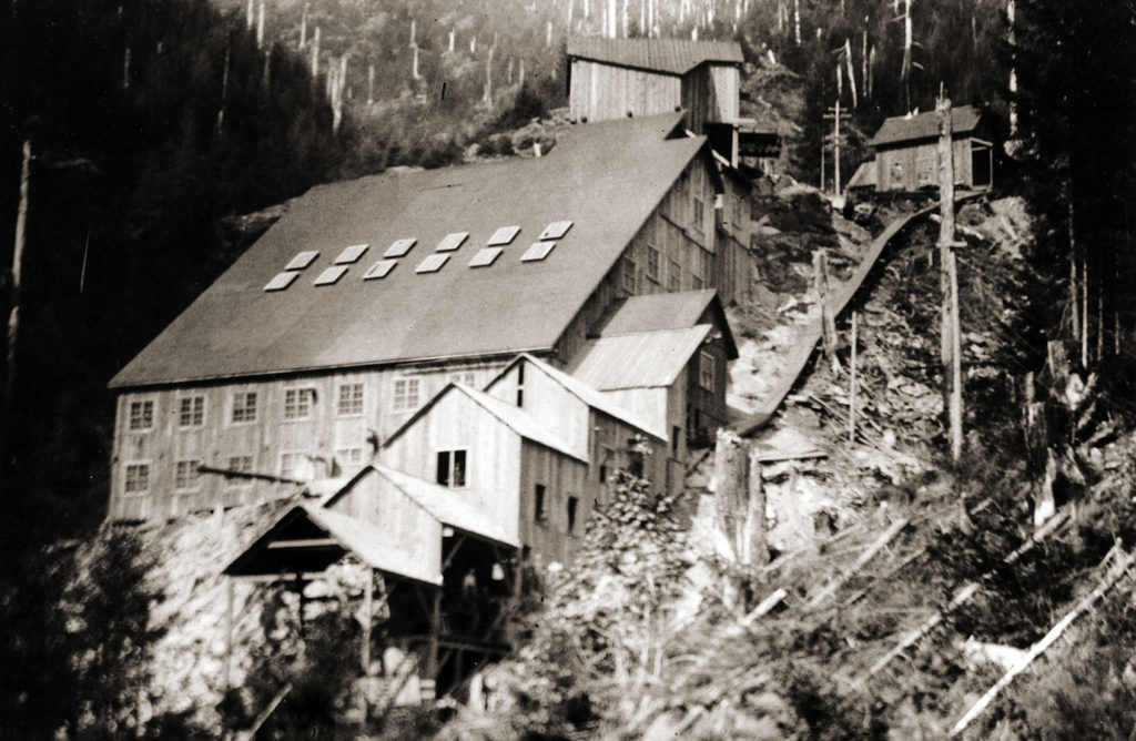 LUCKY BOY MINE c.1910