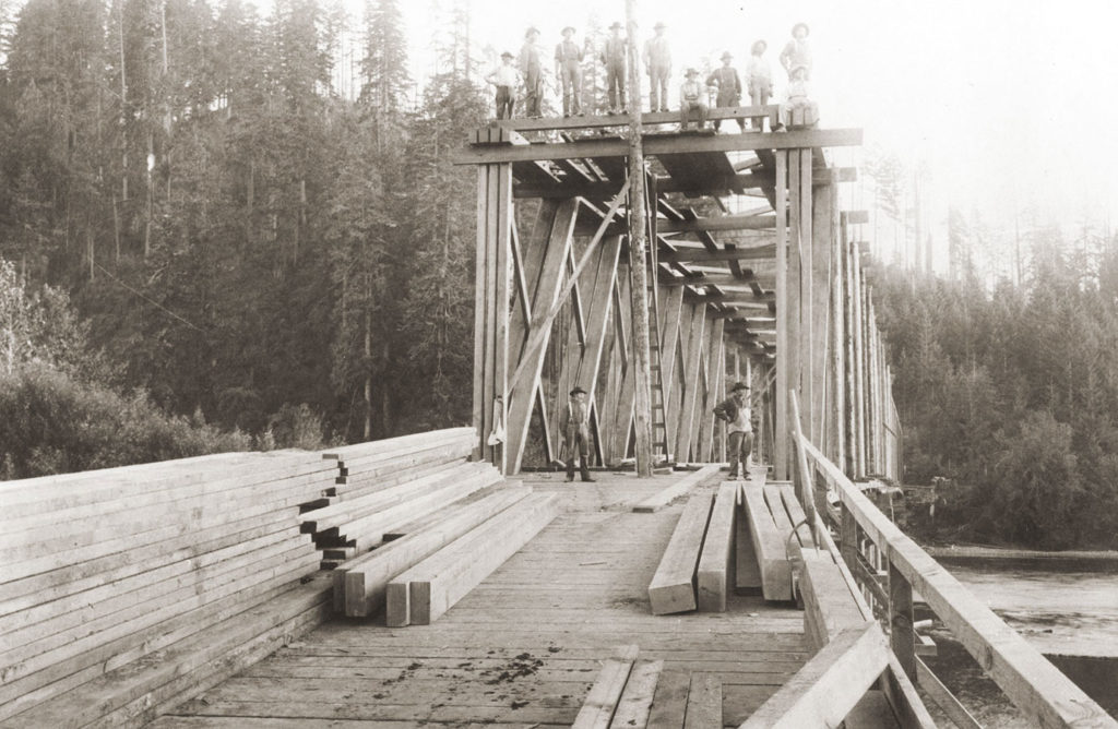 THE HENDRICKS BRIDGE c. 1907