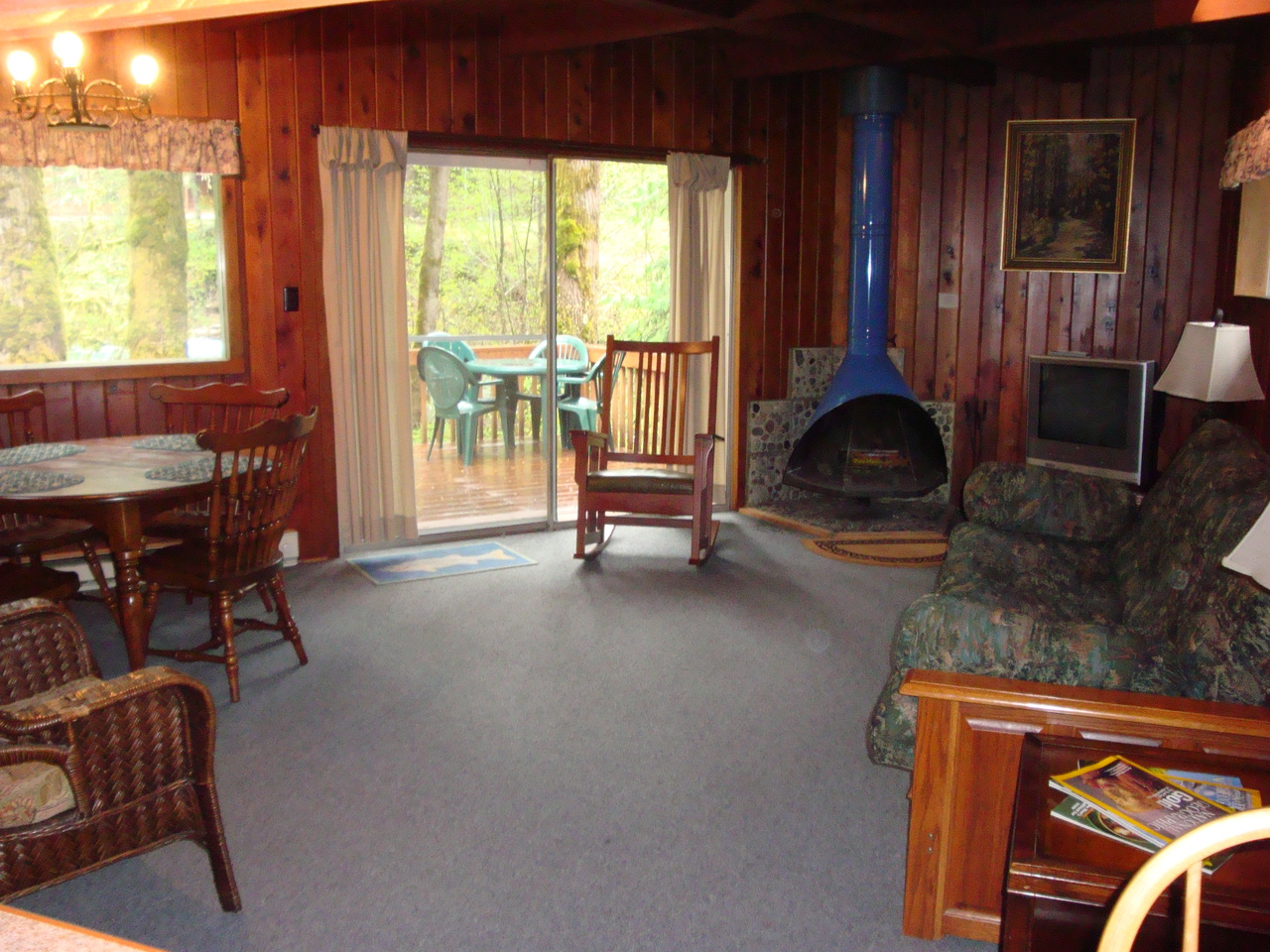 Caddisfly Inn