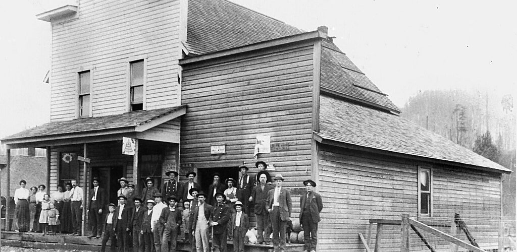 Old Leaburg Store